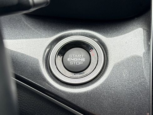 Used 2021 Jeep Grand Cherokee L Laredo w/ Luxury Tech Group I image 24