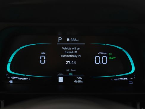 Certified 2025 Hyundai Elantra Blue image 25