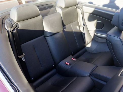 Used 2008 BMW 650i Convertible image 18