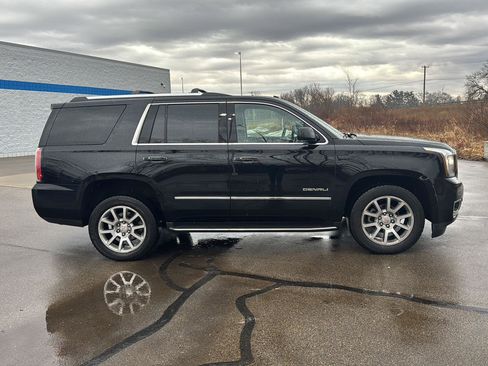 Used 2018 GMC Yukon Denali image 7