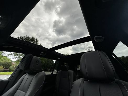 Certified 2025 Mercedes-Benz GLS 450 4MATIC image 35