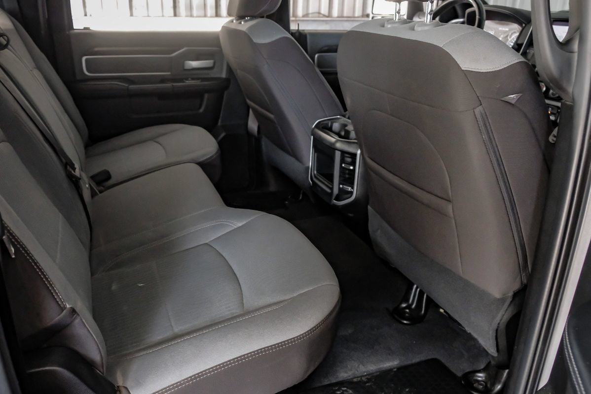 Used 2023 RAM 2500 Big Horn w/ Level 1 Equipment Group AWD/4WD image 36