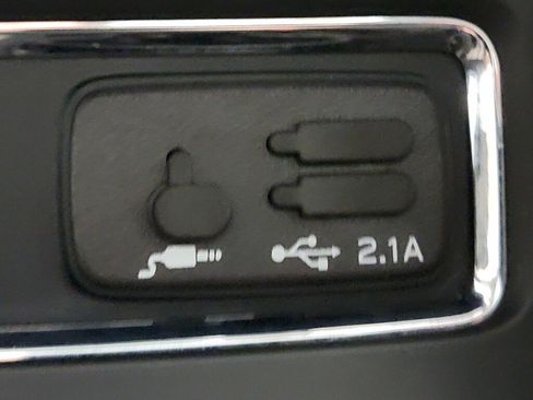 Used 2021 Subaru Ascent Premium w/ Sport Package AWD/4WD image 26