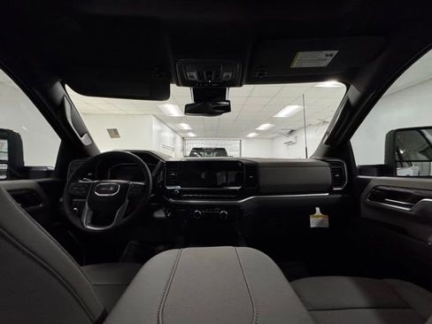 New 2026 GMC Sierra 2500 SLT image 12