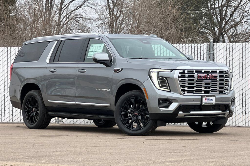 New 2026 GMC Yukon XL Denali AWD/4WD image 2