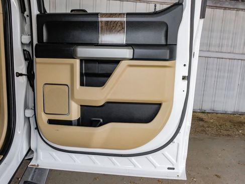 Used 2019 Ford F450 Lariat w/ Lariat Value Package AWD/4WD image 47