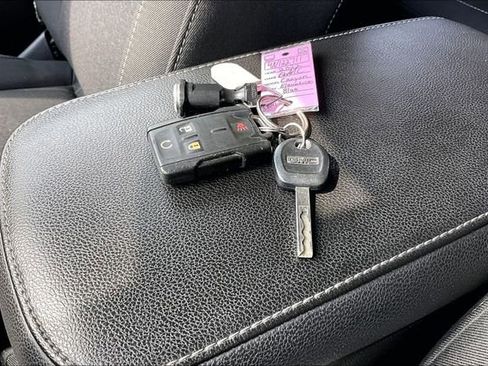 Used 2022 GMC Canyon Elevation image 35