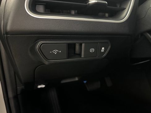 Used 2025 Kia K4 FWD image 22