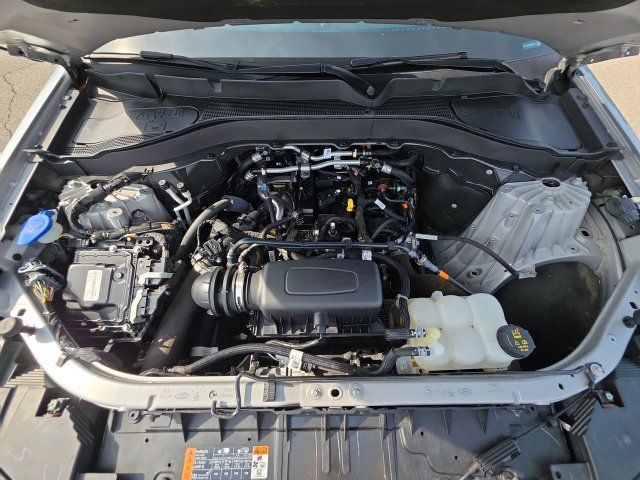 Used 2024 Ford Explorer XLT w/ Equipment Group 202A RWD image 33