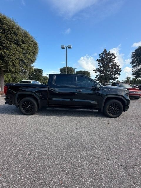 Used 2022 GMC Sierra 1500 Elevation w/ Elevation Premium Package AWD/4WD image 3