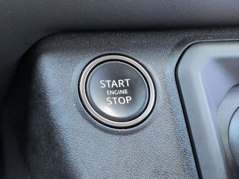 Used 2023 Land Rover Defender 110 X AWD/4WD image 27
