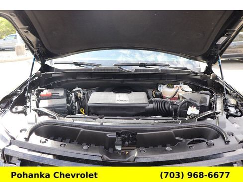 Certified 2025 Chevrolet Suburban Z71 AWD/4WD image 33