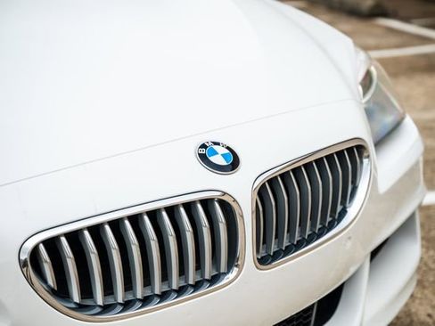 Used 2012 BMW 650i Coupe image 21