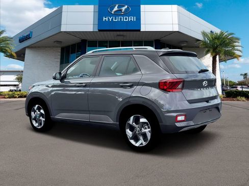New 2026 Hyundai Venue SEL FWD image 5