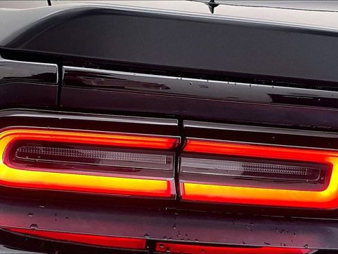 Used 2021 Dodge Challenger R/T w/ Blacktop Package image 41