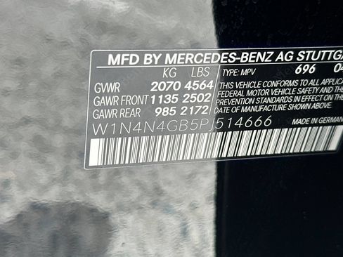 Certified 2023 Mercedes-Benz GLA 250 w/ Premium Package image 39