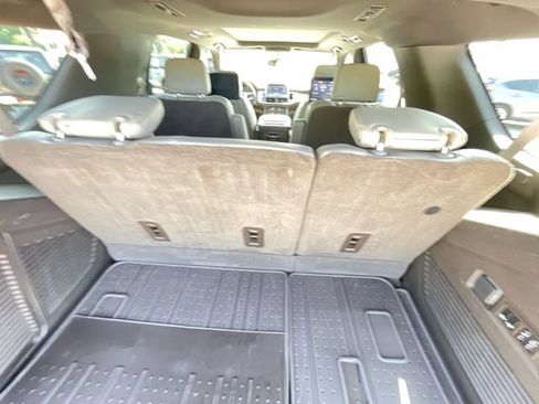 Used 2021 Chevrolet Tahoe Z71 AWD/4WD image 33