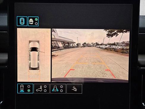 Used 2025 GMC Yukon Denali Ultimate image 15