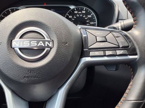 Used 2025 Nissan Altima 2.5 SR FWD image 29