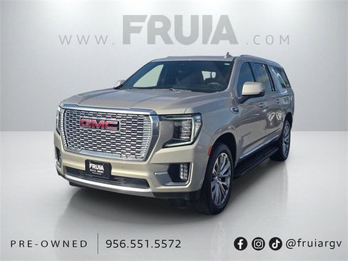 Used 2023 GMC Yukon XL Denali w/ Advanced Technology Package image 1
