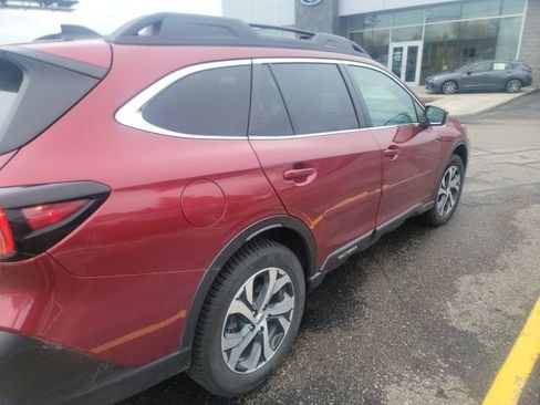 Used 2022 Subaru Outback Limited image 3