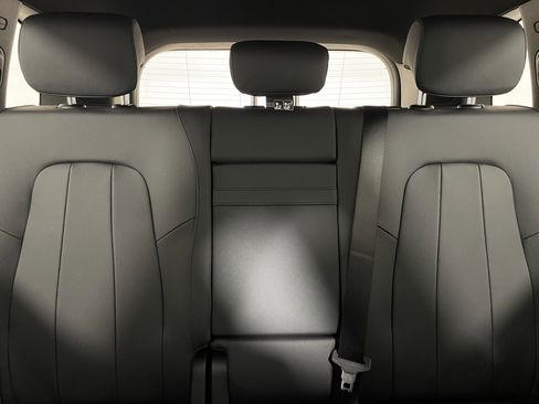 New 2026 Mercedes-Benz GLB 250 image 14