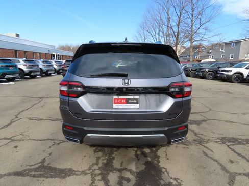 New 2026 Honda Pilot Elite image 5