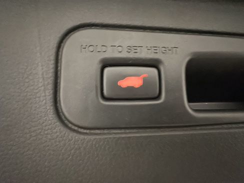 Certified 2024 Honda Pilot Elite image 29