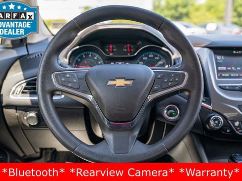 Used 2018 Chevrolet Cruze LT w/ Convenience Package image 19