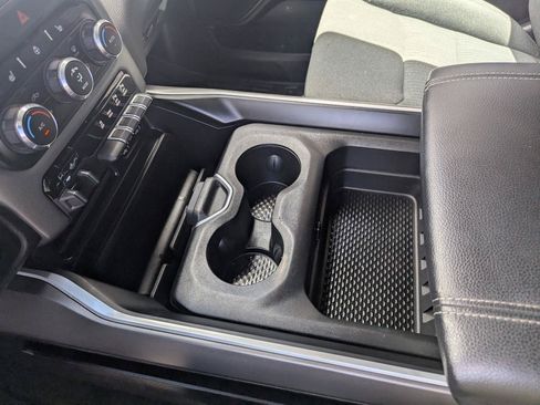Used 2022 RAM 1500 Big Horn AWD/4WD image 22