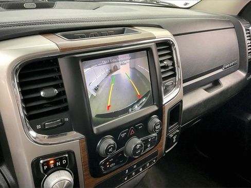 Used 2017 RAM 1500 Laramie image 27