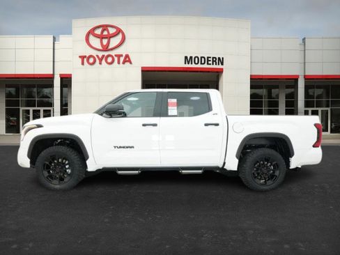 New 2026 Toyota Tundra SR5 image 10