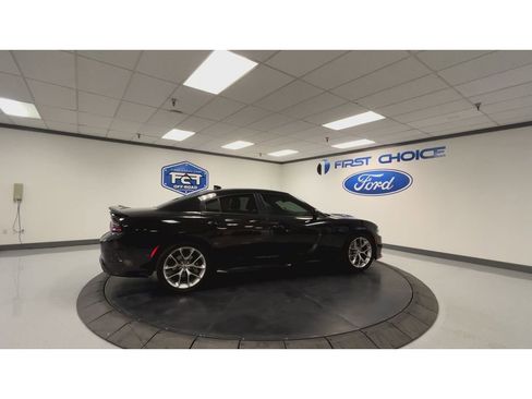 Used 2022 Dodge Charger GT image 2