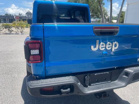Used 2022 Jeep Gladiator Overland w/ Popular Equipment Package AWD/4WD image 40