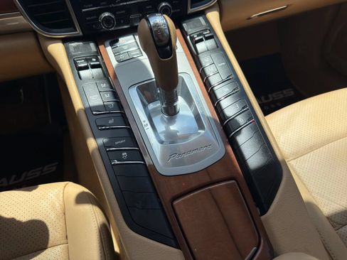 Used 2011 Porsche Panamera 4 AWD/4WD image 24