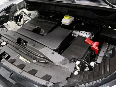 Certified 2024 Nissan Pathfinder Platinum AWD/4WD image 17
