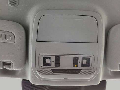 Used 2023 Ford Explorer XLT w/ Equipment Group 202A image 18