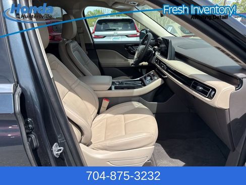 Used 2023 Lincoln Aviator Reserve w/ Equipment Group 201A image 17