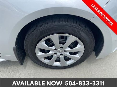 Certified 2022 Toyota Corolla LE FWD image 11