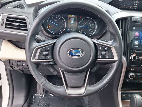 Used 2022 Subaru Ascent Touring AWD/4WD image 18