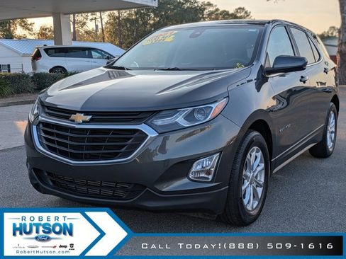 Used 2021 Chevrolet Equinox LT image 2