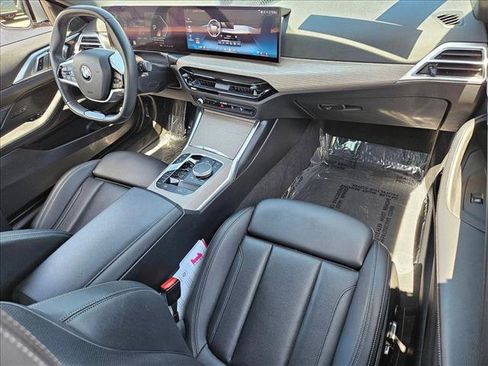Used 2025 BMW 430i Convertible w/ Premium Package RWD image 19