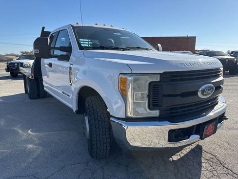 Used 2017 Ford F350 XL w/ Power Equipment Group image 7