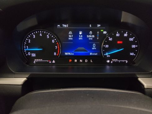 Used 2022 Ford Explorer XLT w/ Equipment Group 202A image 23