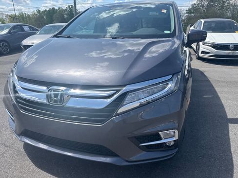 Used 2020 Honda Odyssey Elite image 3