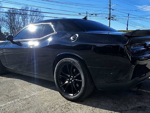 Used 2018 Dodge Challenger R/T w/ Blacktop Package image 7