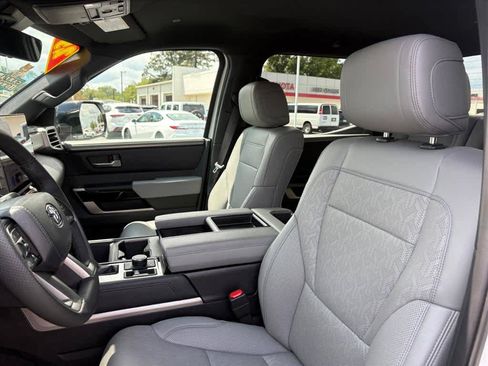 Used 2025 Toyota Tundra Limited w/ TRD Off-Road Package AWD/4WD image 24