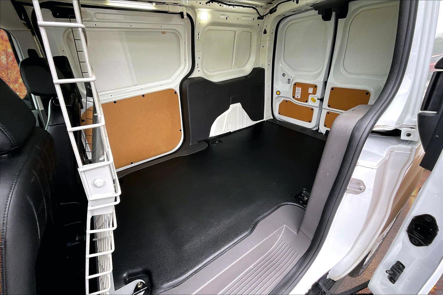 Used 2020 Ford Transit Connect XL FWD image 21