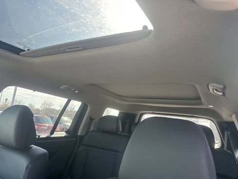 Used 2025 Hyundai Santa Fe Limited image 14