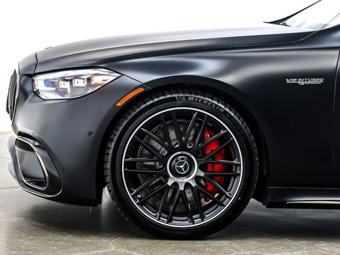 New 2025 Mercedes-Benz S 63 AMG S image 11